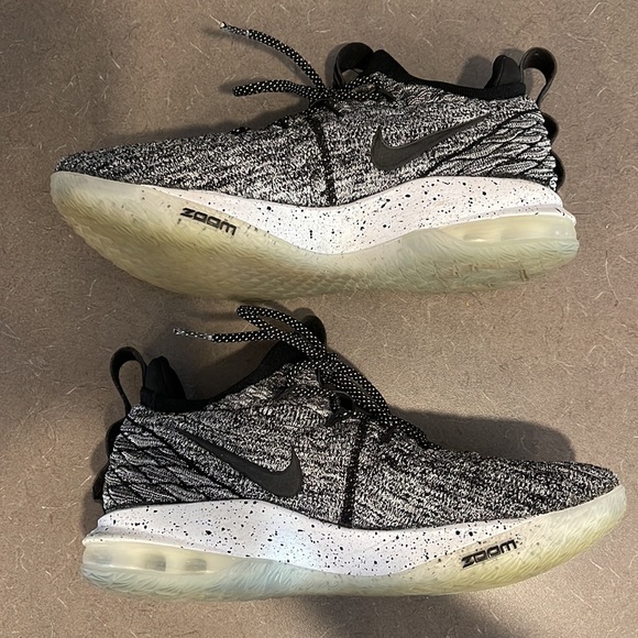 Nike Lebron 15 Low Ashes - Picture 2 of 5